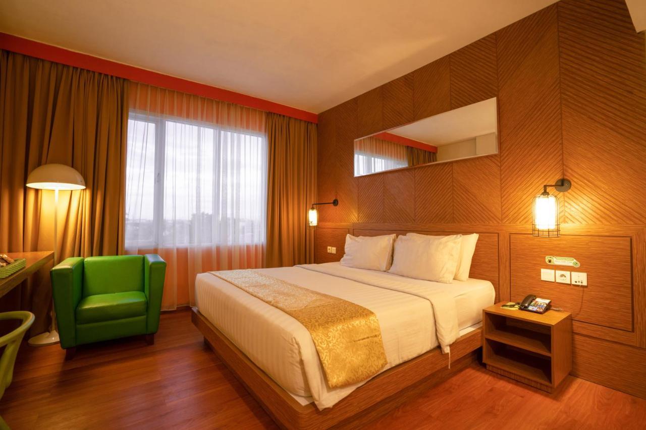 Maxonehotels.Com At Vivo ปาเลมบัง ภายนอก รูปภาพ