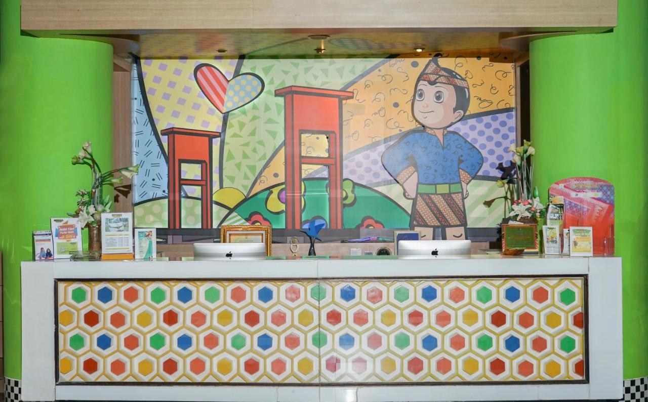 Maxonehotels.Com At Vivo ปาเลมบัง ภายนอก รูปภาพ